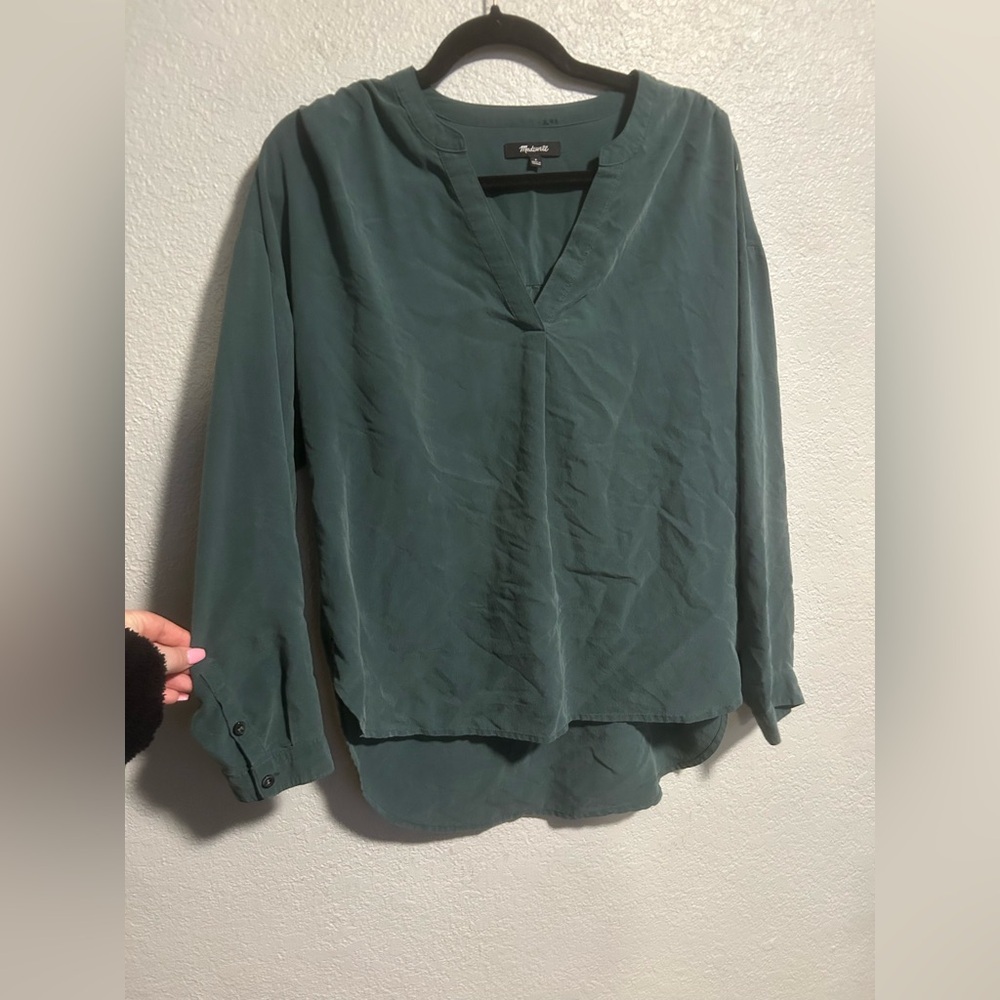 Madewell v neck long sleeve